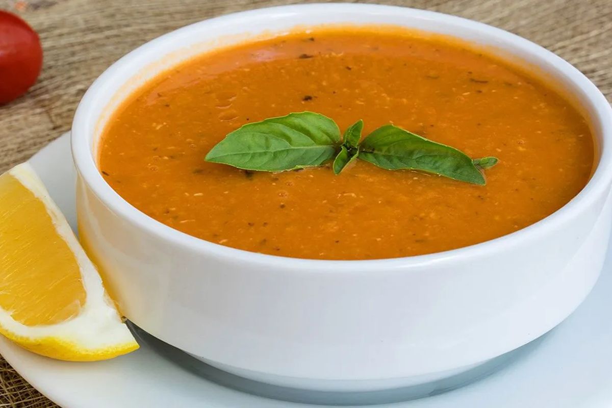سوپ جو؛ طرز تهیه، مواد لازم و فوتوفنهای تهیه یک سوپ خوشمزه و رستورانی سوپ جو؛ طرز تهیه، مواد لازم و فوتوفنهای تهیه یک سوپ خوشمزه و رستورانی